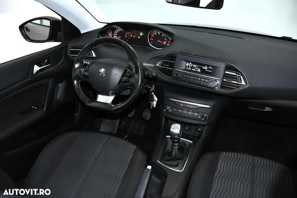 Peugeot 308 - 5