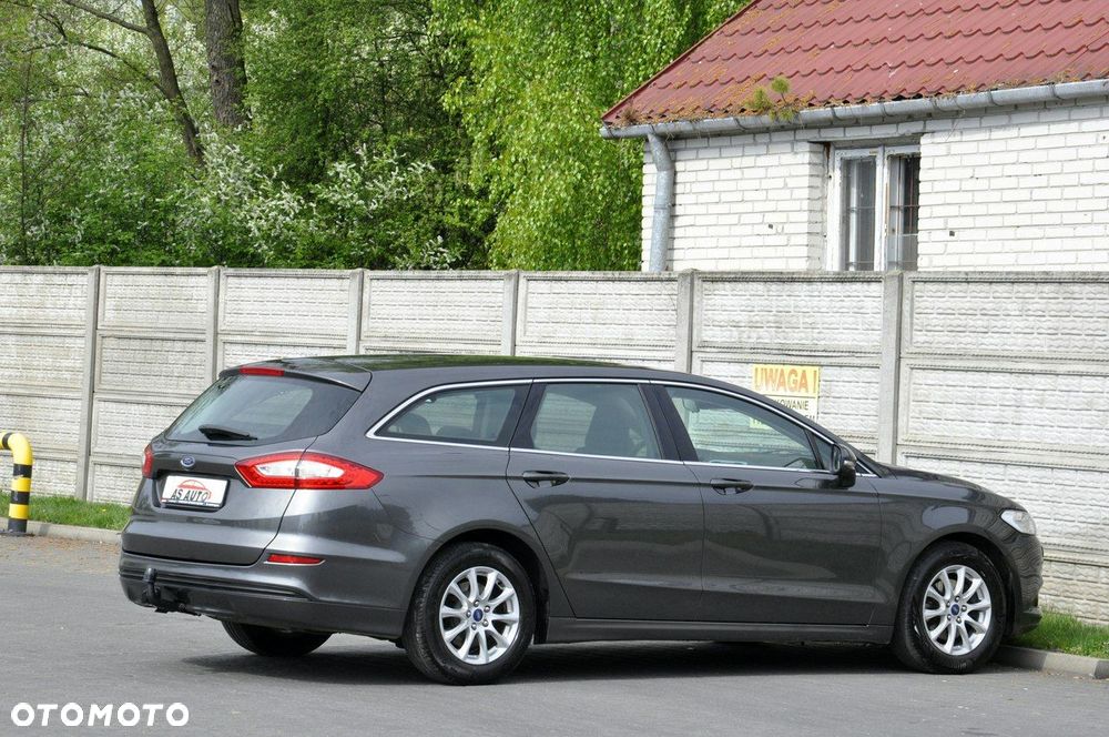 Ford Mondeo - 28