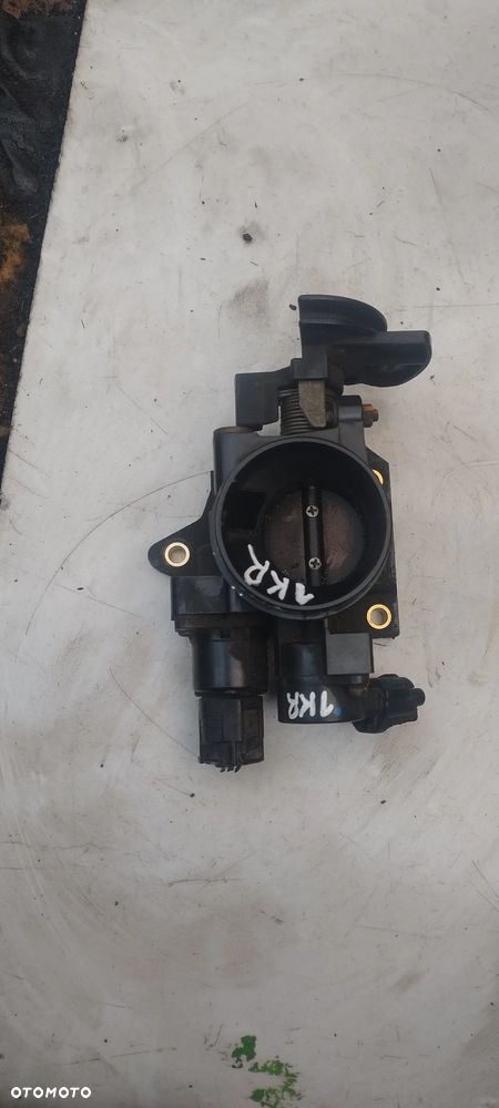 DAIIHATSU SIRION II JUSTY Toyota Yaris AYGO 1,0 1KR przepustnica - 2