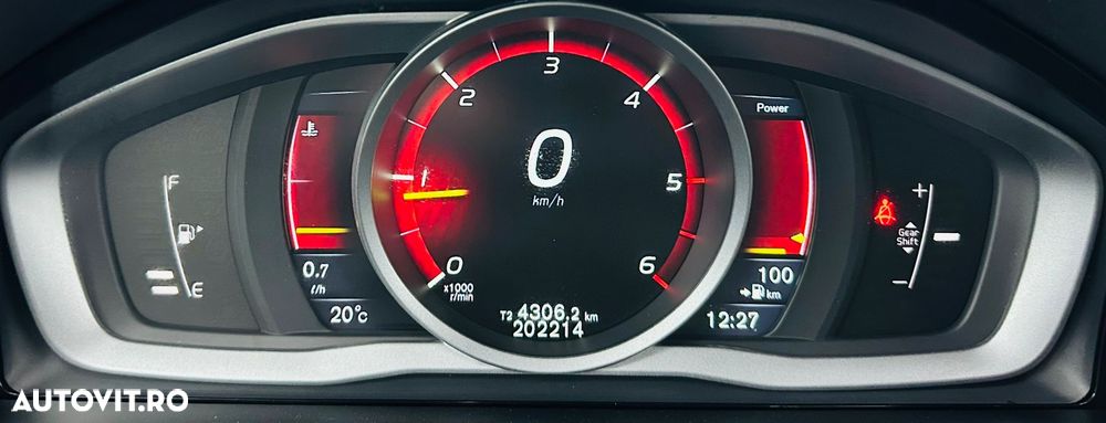 Volvo XC 60 D3 Ocean Race - 29