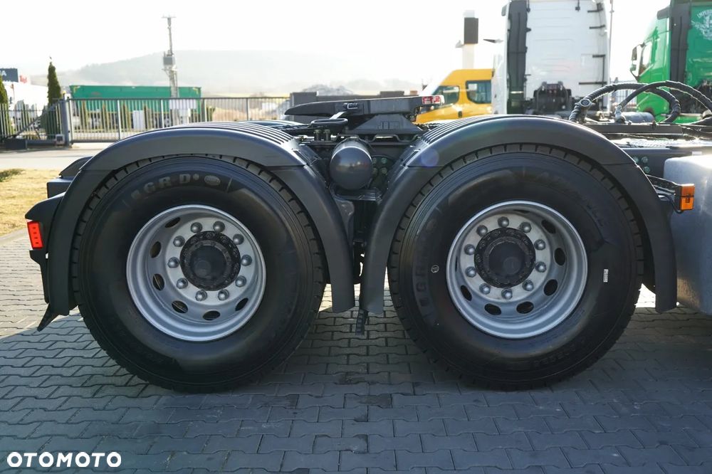 Scania R 650 / V8 / 6x4 / HYDRAULIKA /  DMC: 100.000 KG / I-PARK COOL / 3 OSIOWY CIĄGNIK SIODŁOWY / OPONY 100% - 25