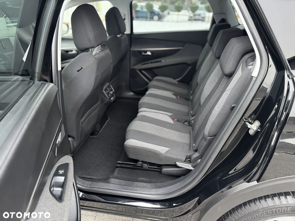 Peugeot 5008 BlueHDi 130 EAT8 Allure - 31