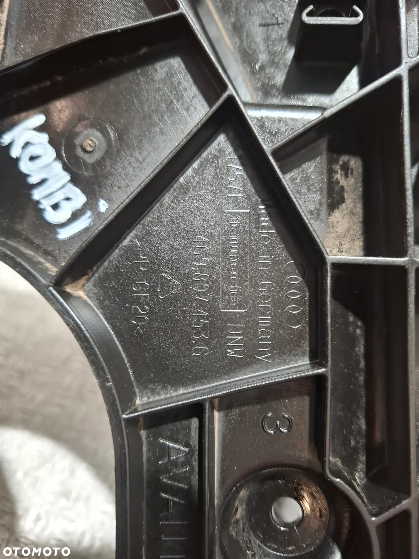 Ślizg zderzaka lewy tył Audi A6 C7 kombi 2015 rok nr 4G9807453G - 3