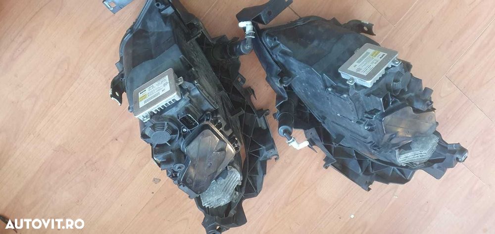 Far stanga dreapta BMW Seria 3 E90 E91 facelift LCI bixenon adaptive - 8