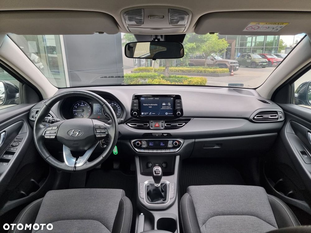 Hyundai i30 1.5 DPI Smart - 26