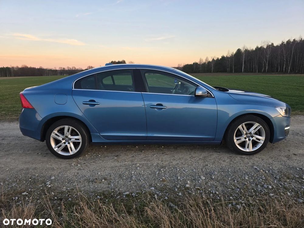 Volvo S60 D3 Momentum - 6