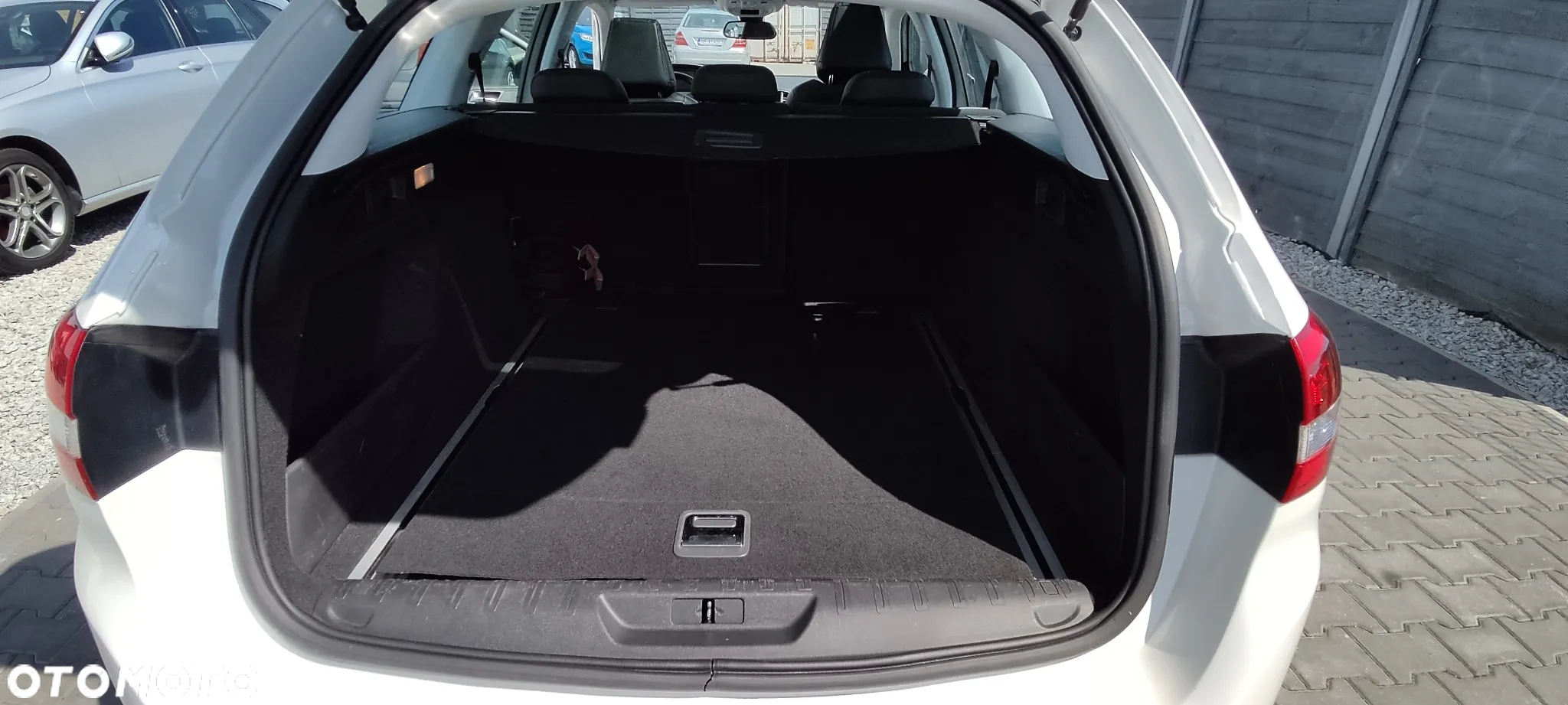 Peugeot 308 BlueHDi FAP 120 EAT6 Stop & Start Allure - 37