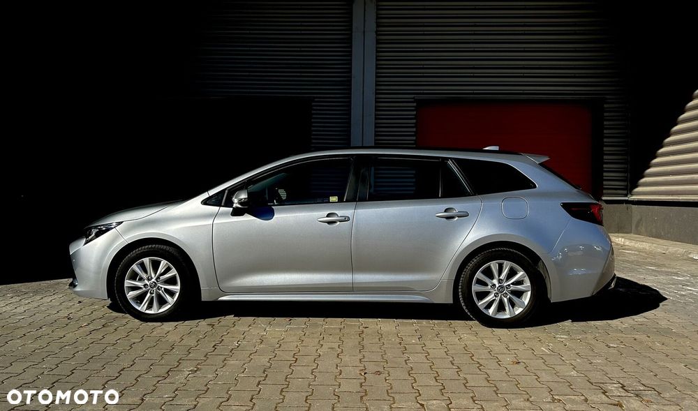 Toyota Corolla 1.8 Hybrid Comfort - 4
