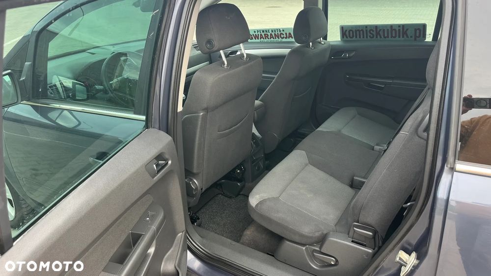 Opel Zafira - 15