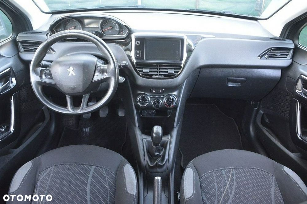 Peugeot 208 2014