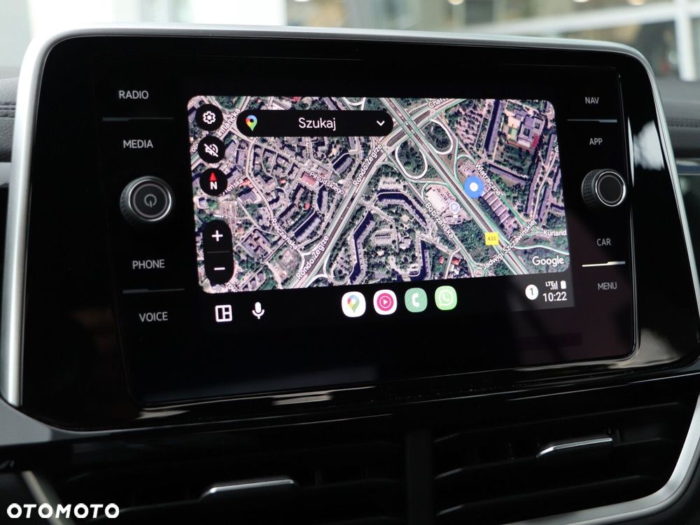 Volkswagen T-Roc - 17