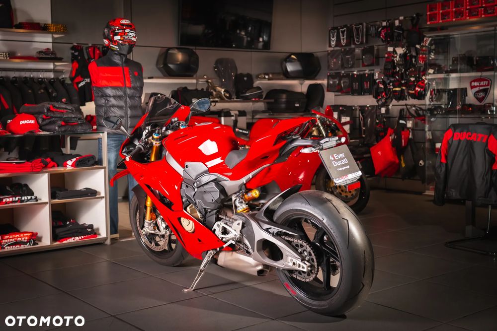 Ducati Panigale V4S - 5