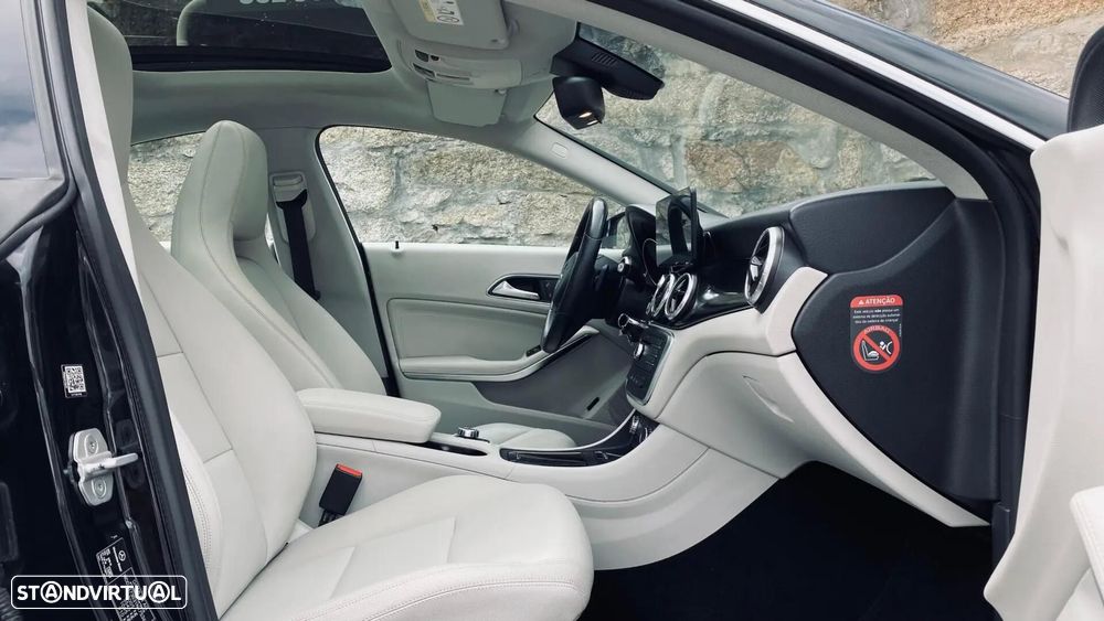 Mercedes-Benz CLA 220 - 19