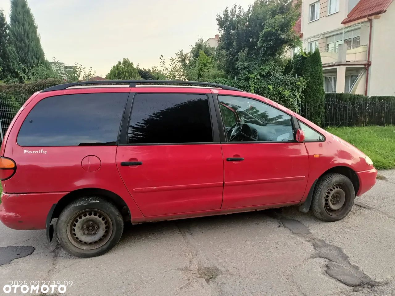 Volkswagen Sharan 1.9 TDI Comfortline - 1