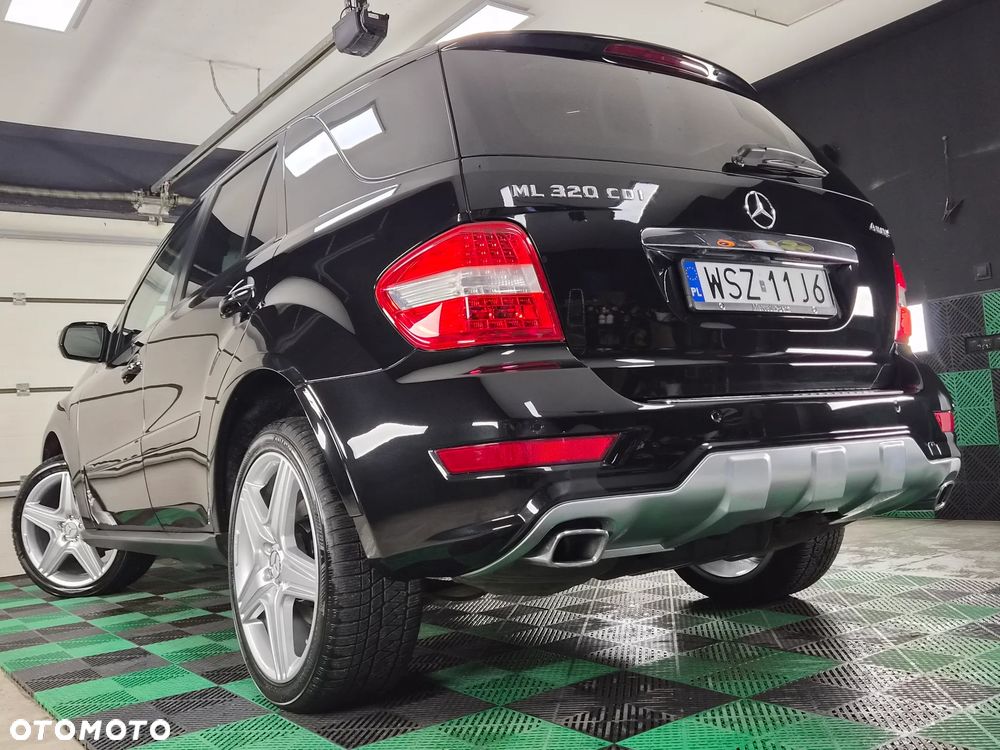 Mercedes-Benz ML - 8