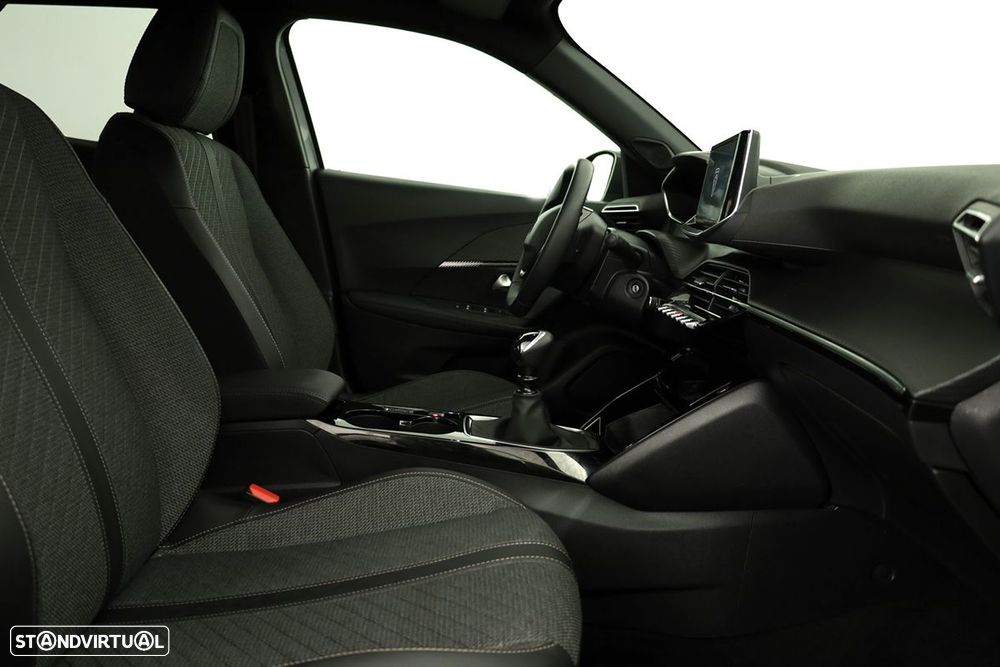 Peugeot 2008 1.2 PureTech Allure - 19