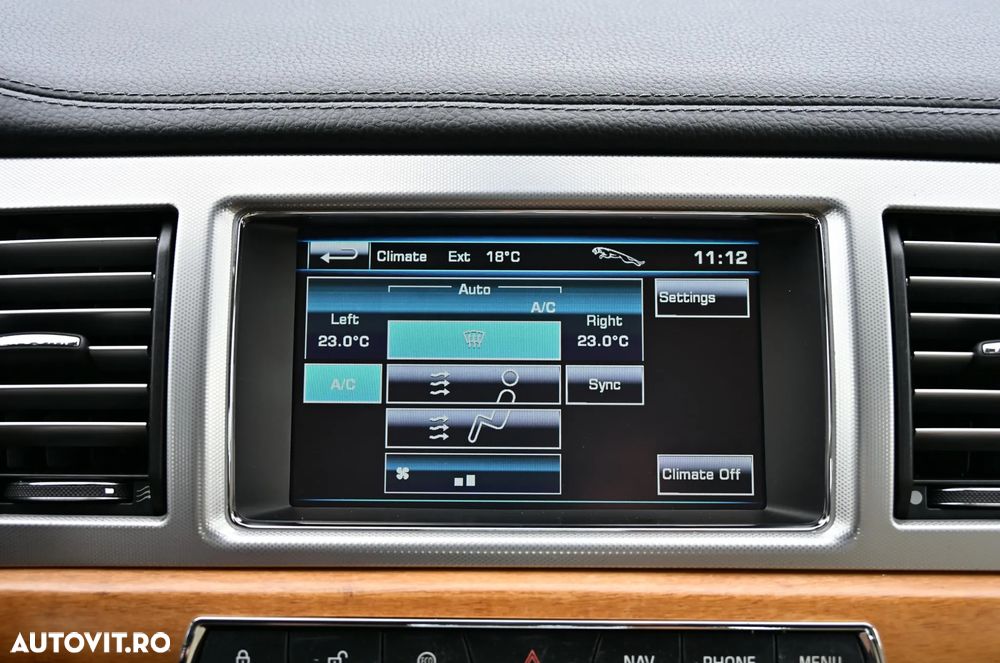 Jaguar XF 2.2 Diesel - 39
