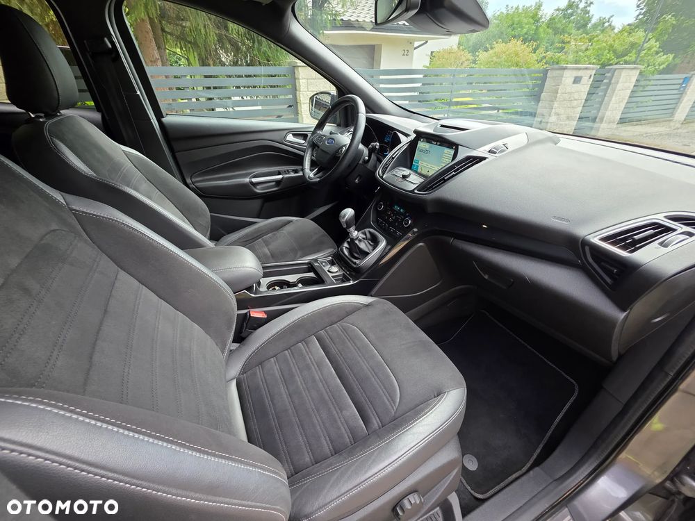 Ford Kuga 2.0 TDCi AWD ST-Line - 7