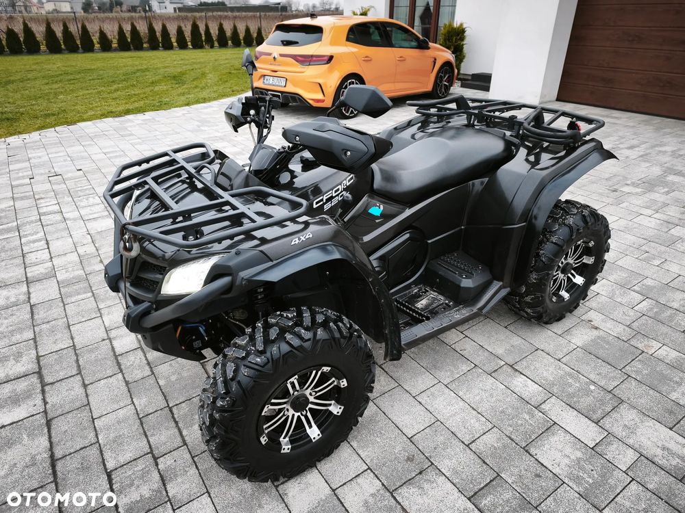 CFMoto CForce - 10