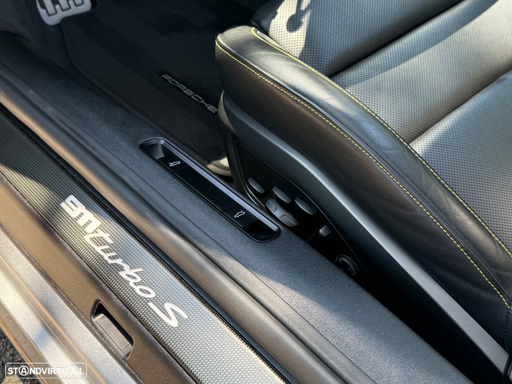 Porsche 911 (992) Turbo S - 35