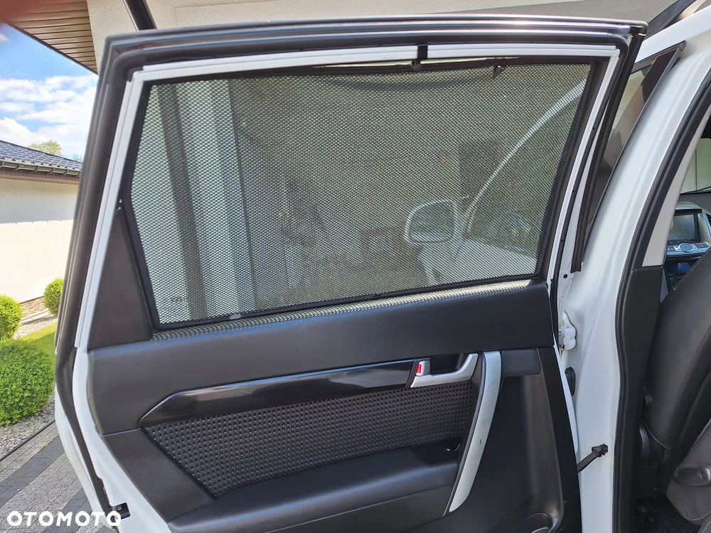 Chevrolet Captiva 2.4 2WD Travel Edition - 25
