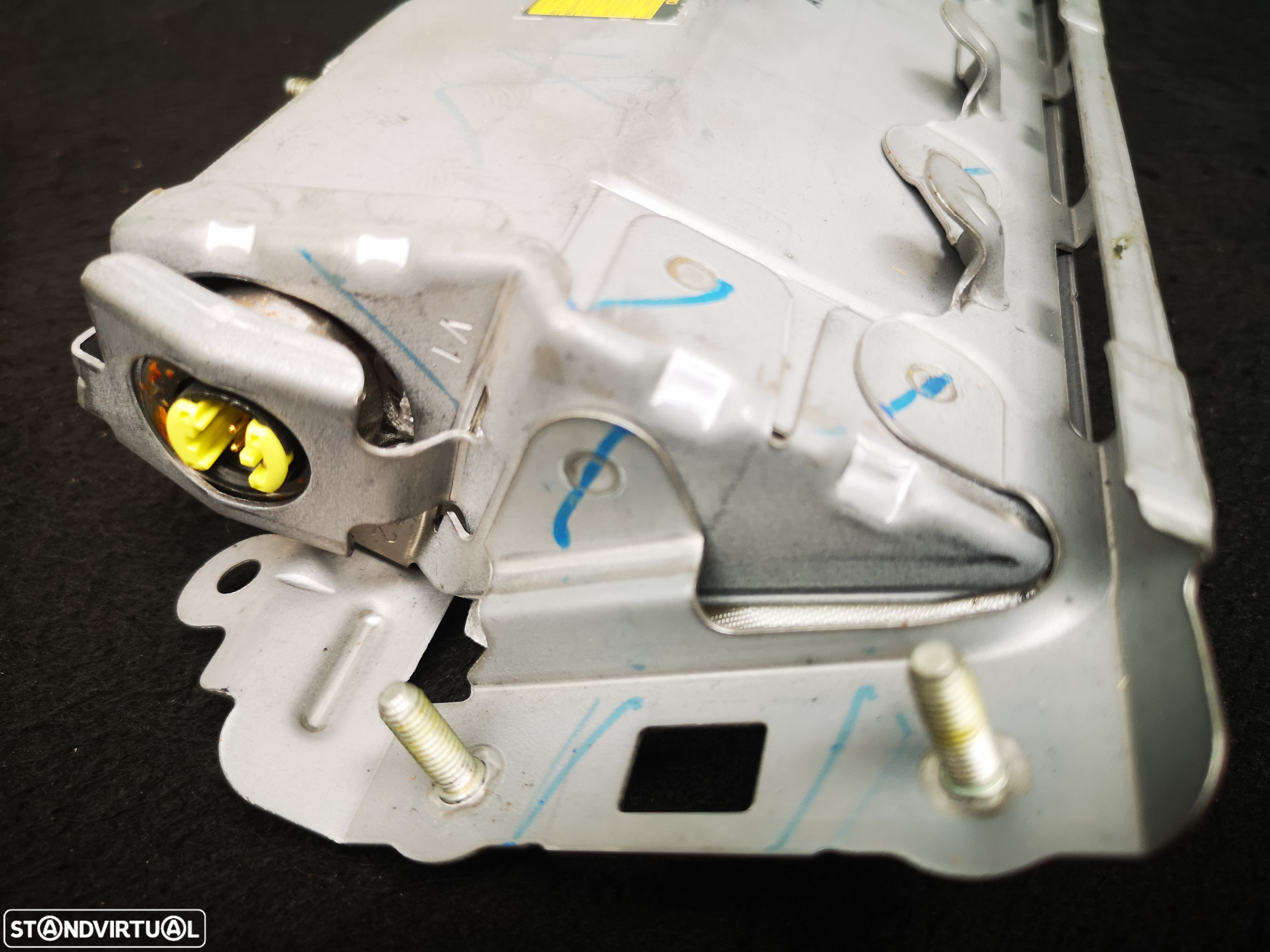 Airbag de joelhos Lexus ct200h  2012+ - 3