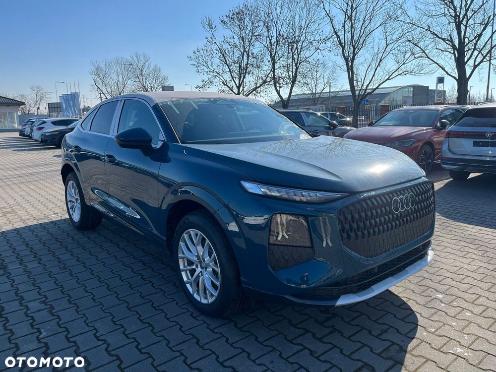 Audi Q3 Sportback - 8