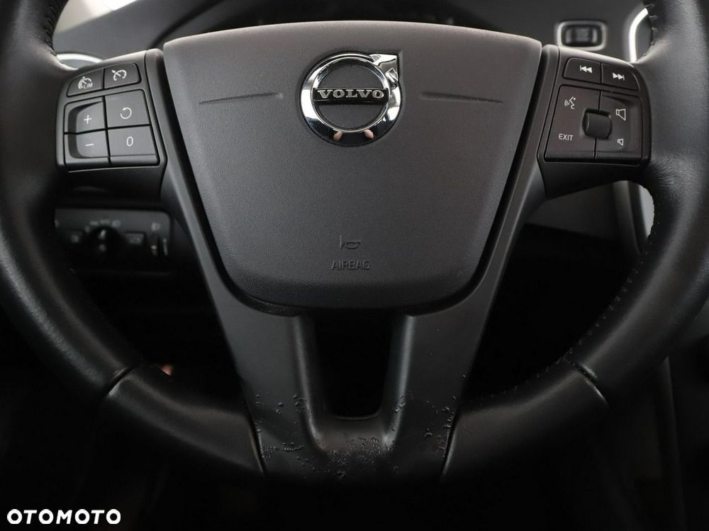 Volvo V40 T2 Kinetic - 22