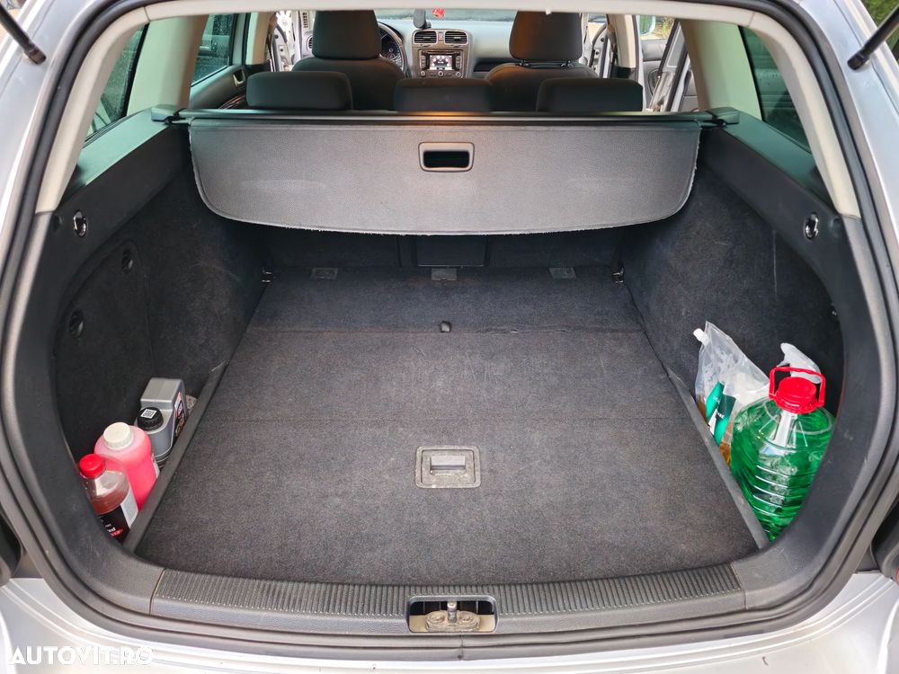 Volkswagen Golf 1.6 TDI DPF Trendline - 15