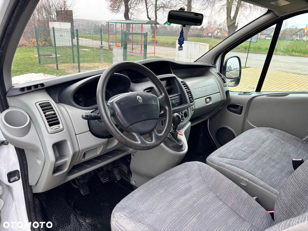 Renault Trafic - 9