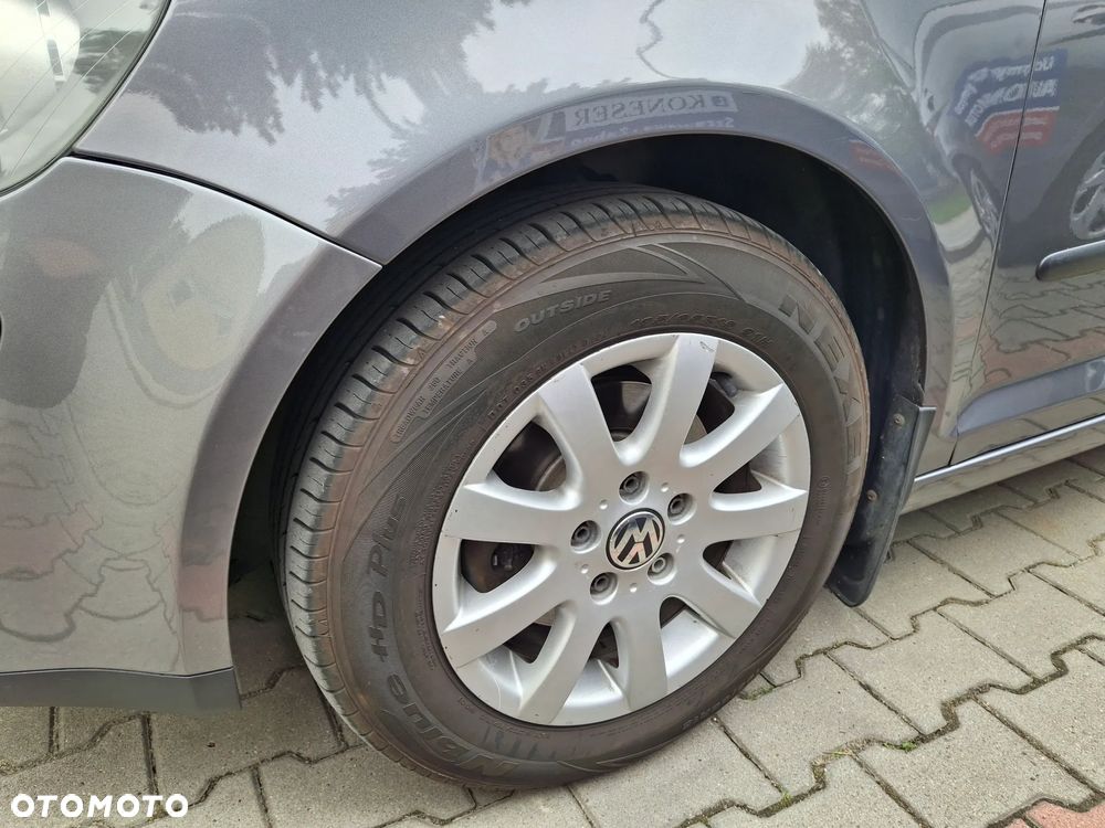 Volkswagen Golf Plus 1.6 Comfortline - 19