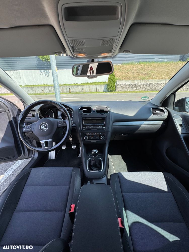 Volkswagen Golf 1.6 TDI DPF Style - 9