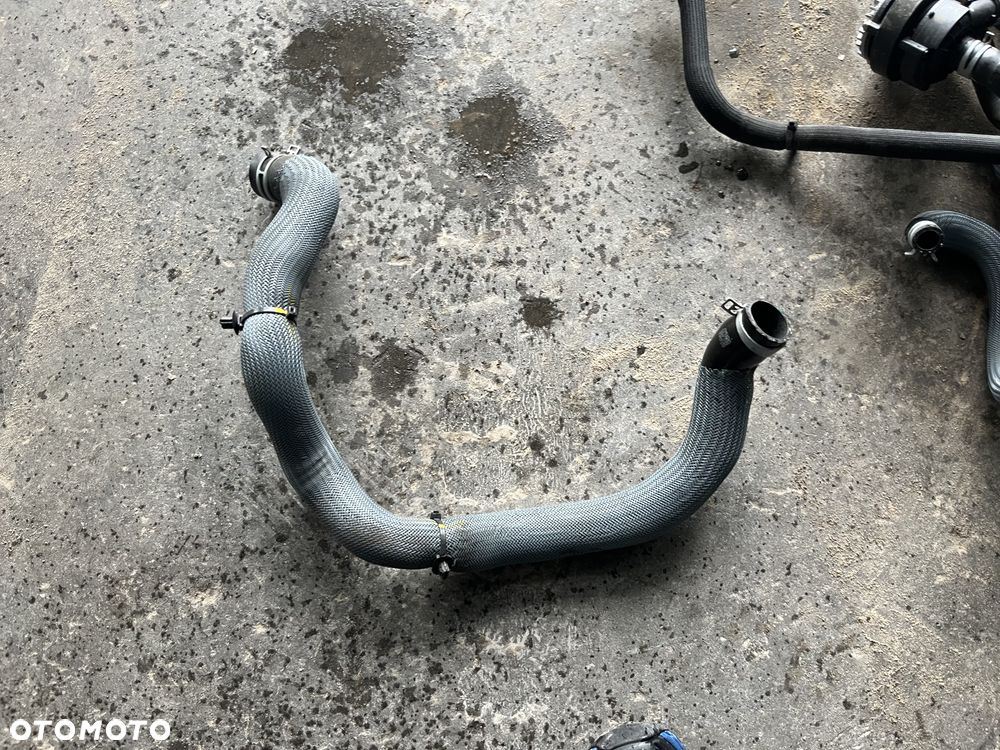 Węże wody przewody Renault Austral 1.2 E-TECH - 2