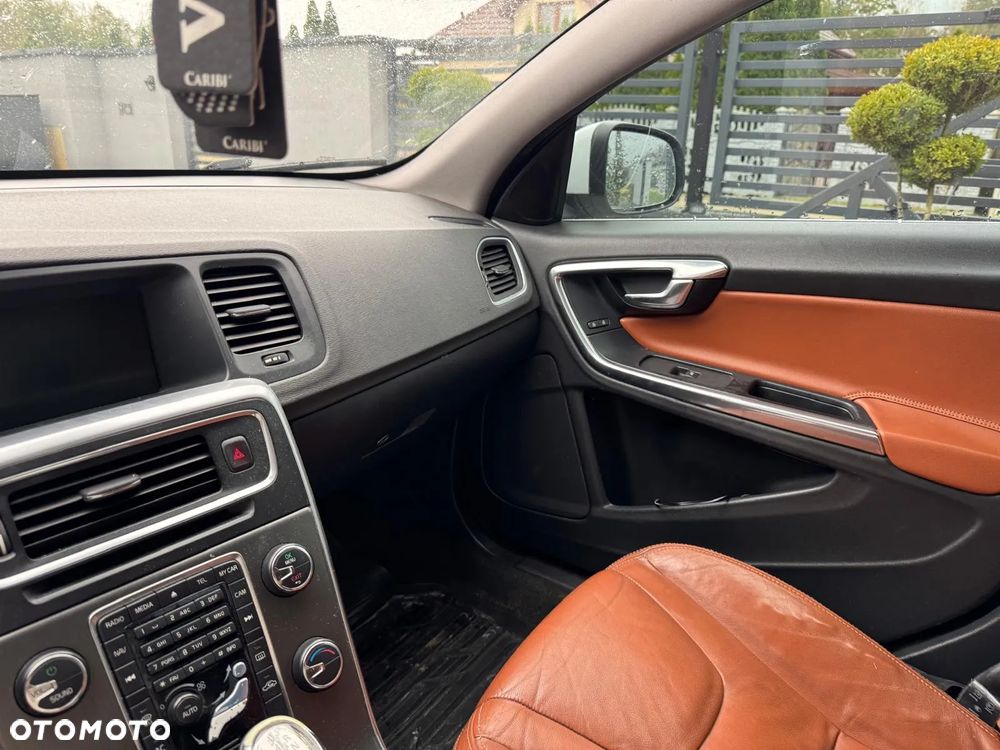 Volvo V60 - 13