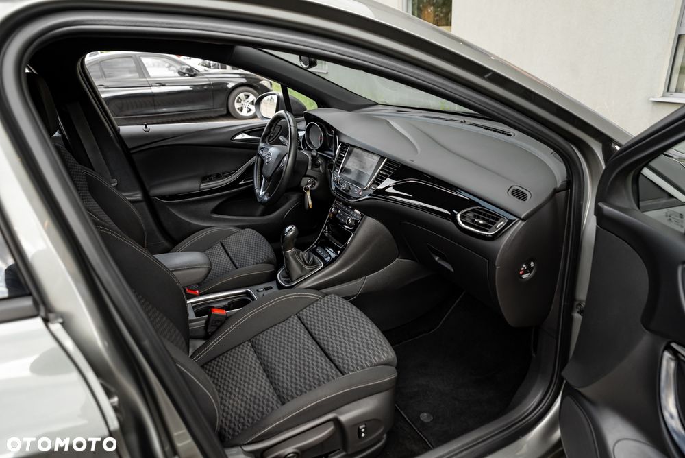 Opel Astra 1.4 Turbo Dynamic - 24