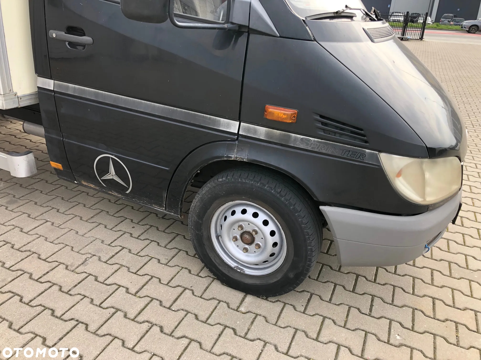 Mercedes-Benz SPRINTER - 4