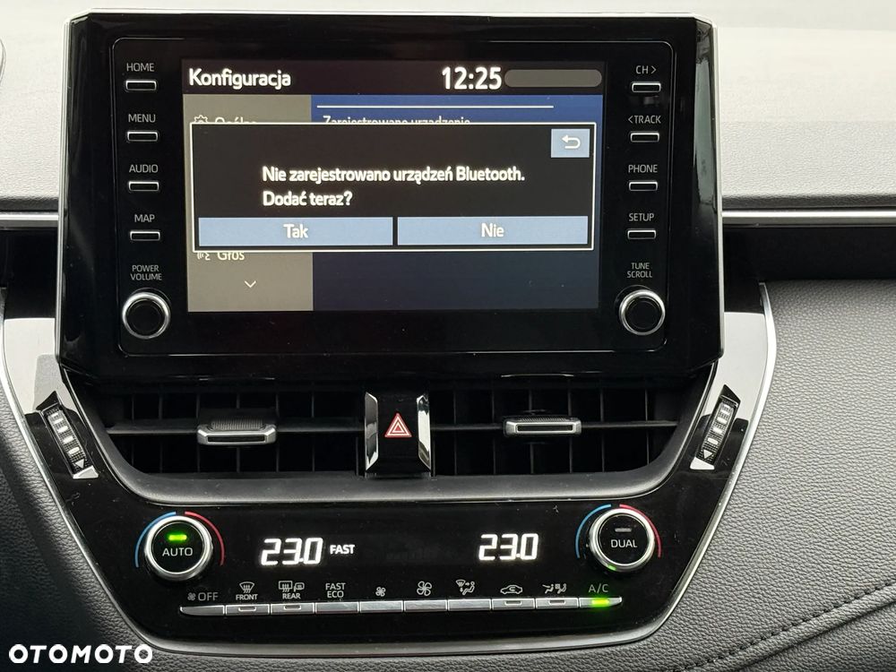 Toyota Corolla 1.8 Hybrid Comfort - 12