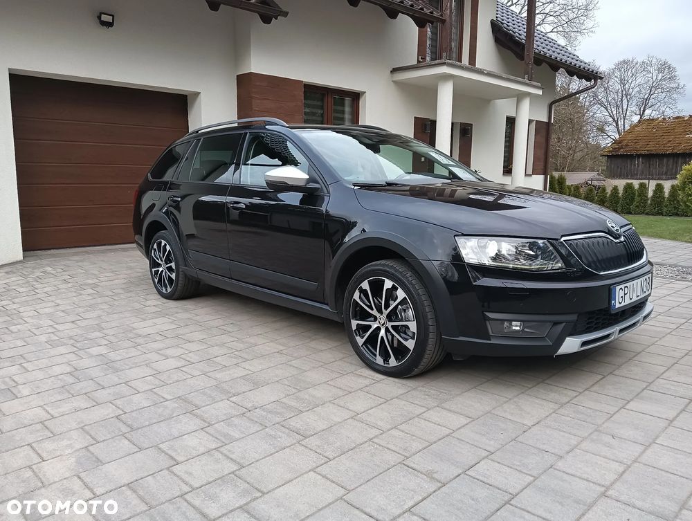 Skoda Octavia 2.0 TDI 4x4 DSG Scout - 1