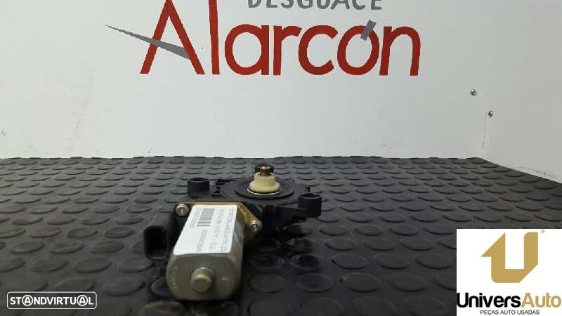 MOTOR ELEVADOR FRENTE ESQUERDO FIAT STILO (192) 1.9 JTD 115 - 4