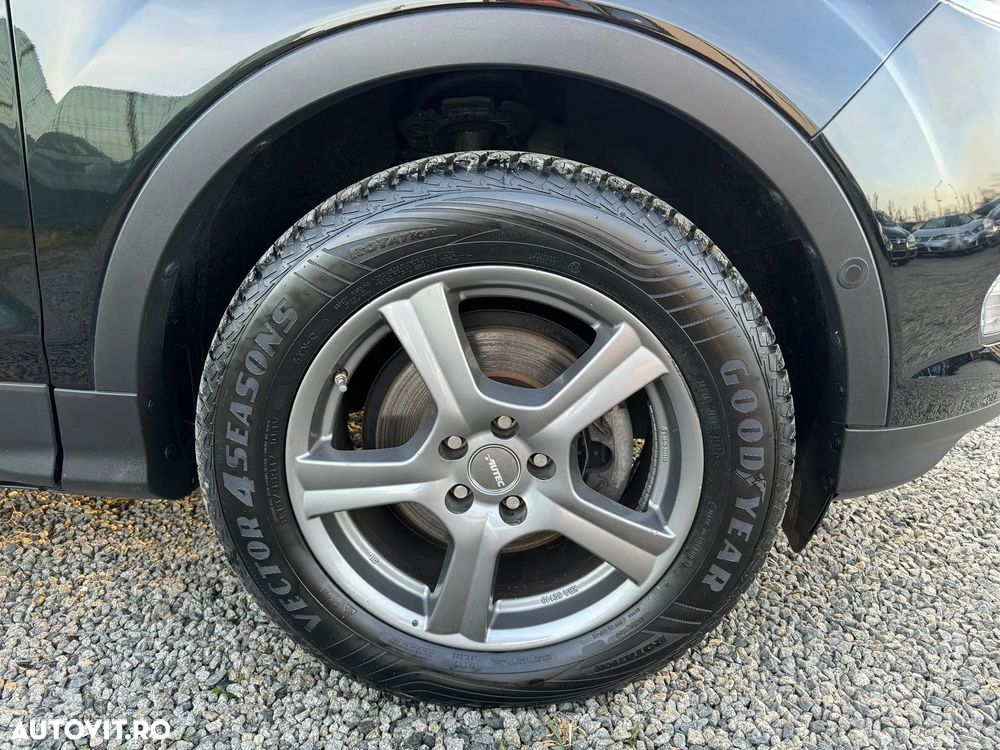 Ford Kuga 1.5 EcoBoost 2x4 Black & Silver - 12