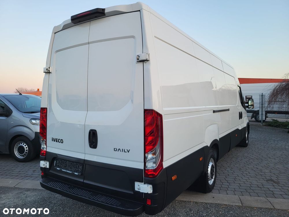Iveco DAILY 35 S 16 MAXI-HAK 3500 KG-KLIMA-4 SZTUKI - ŁADNY - 10