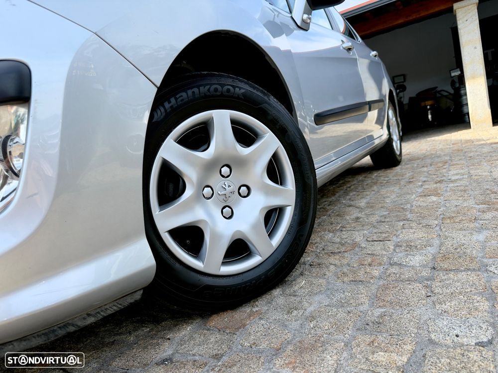 Peugeot 308 1.6 HDi Executive - 13
