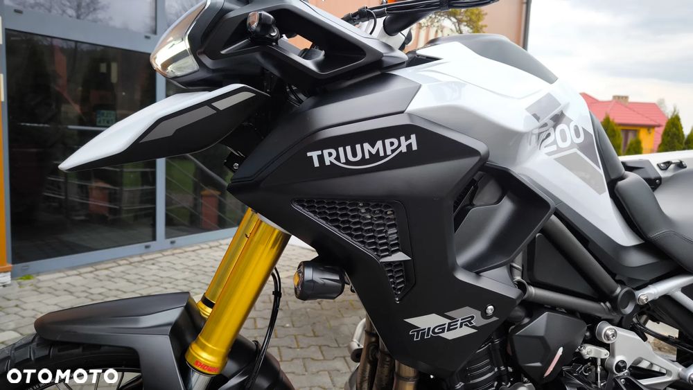 Triumph Tiger - 27