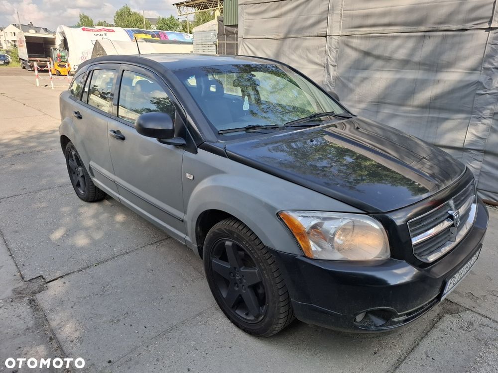 Dodge Caliber - 4