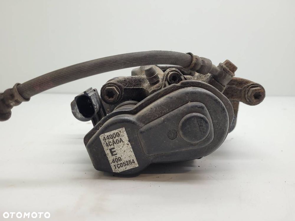 ZACISK HAMULCOWY TYŁ TYLNY PRAWY JARZMO NISSAN X-TRAIL III T32 2.0 DCI - 5