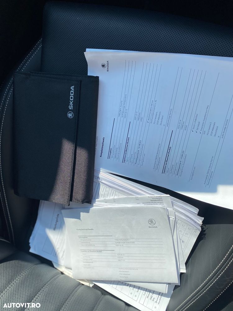 Skoda Superb 2.0 TDI 4X4 DSG L&K - 25