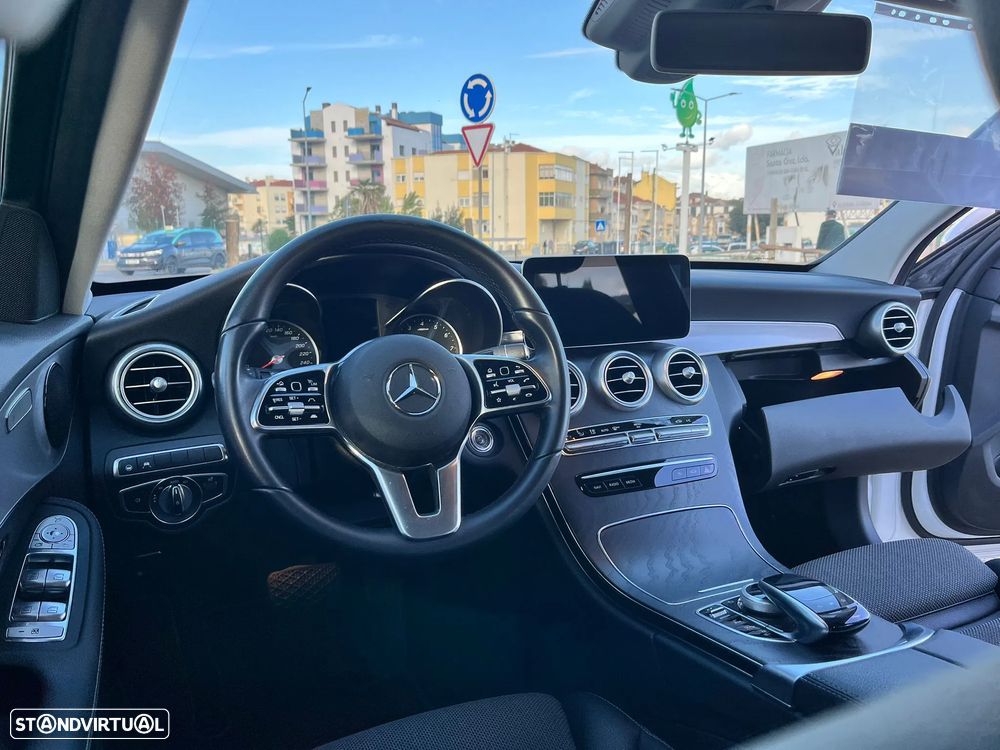 Mercedes-Benz C 300 e Avantgarde - 14