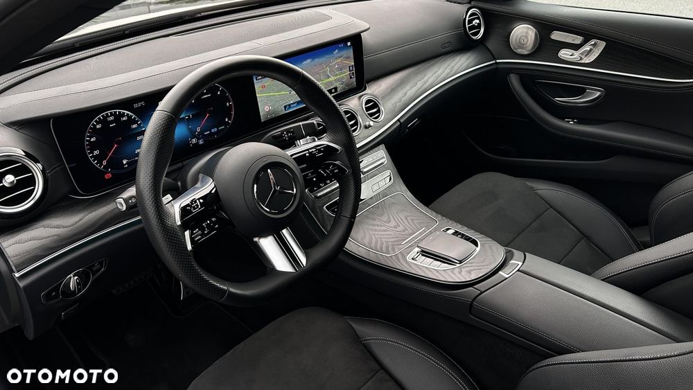 Mercedes-Benz Klasa E 220 d 4-Matic AMG - 11