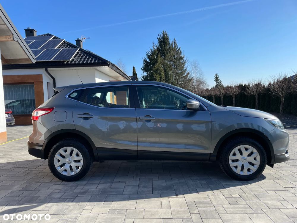 Nissan Qashqai 1.2 DIG-T N-Vision - 21