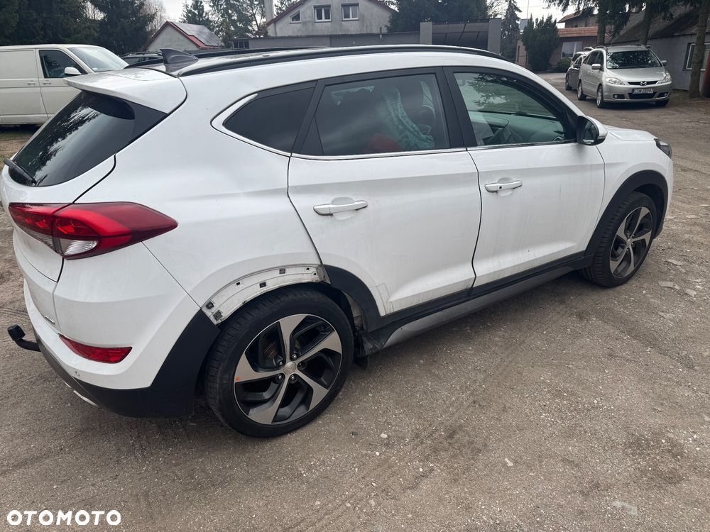 Hyundai Tucson 2.0 CRDI Premium 4WD - 13